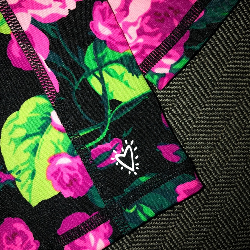 🌷Betsey Johnson Running Tights 🌹💐🌷🌹💐🌷